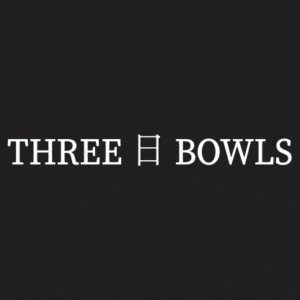 Three 日 Bowls logo